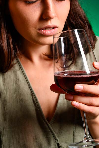 Как проводится лечение женского алкоголизма
